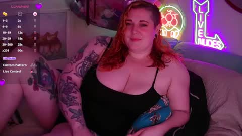 Snapshot of opalreigning chatting on June 30, 10:05 am Opal online show from June 30, 10:05 am