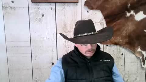Snapshot of openmindedcowboy chatting on February 17, 4:37 pm kinkynerd online show from February 17, 4:37 pm