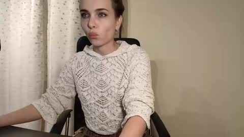 ophelia blue online show from October 24, 3:52 pm