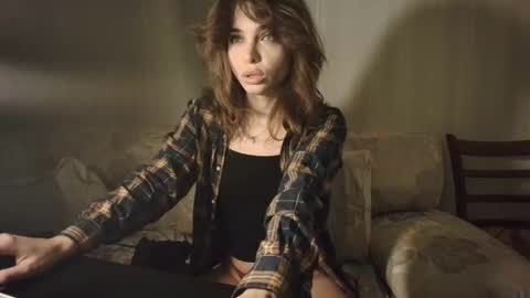 ophelia blue online show from November 9, 4:00 am