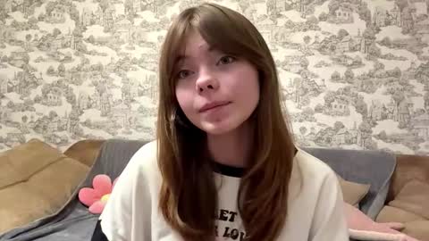 Coraline online show from September 9, 9:36 pm