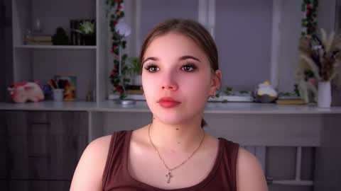 Snapshot of orastarcher chatting on December 15, 2:05 am Jenny online show from December 15, 2:05 am