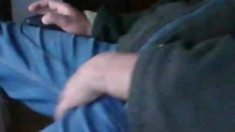 Snapshot of oretrail chatting on February 14, 9:10 pm oretrail online show from February 14, 9:10 pm