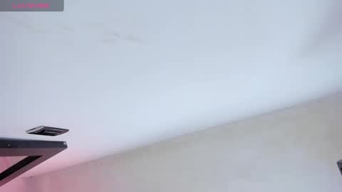 Snapshot of oriana_guzman chatting on December 12, 11:50 am Miss Guzman online show from December 12, 11:50 am