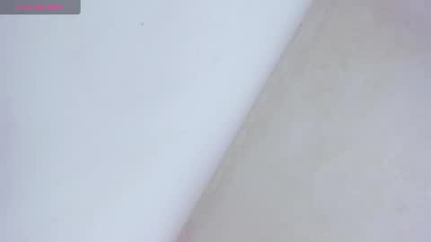 Snapshot of oriana_guzman chatting on December 13, 12:06 pm Miss Guzman online show from December 13, 12:06 pm