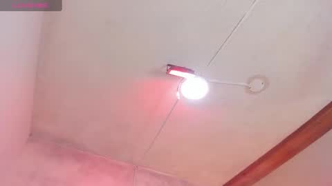 Snapshot of oriana_guzman chatting on December 14, 12:44 pm Miss Guzman online show from December 14, 12:44 pm