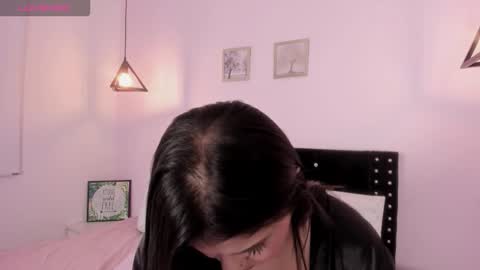 Snapshot of oriana_guzman chatting on September 16, 12:44 am Miss Guzman online show from September 16, 12:44 am