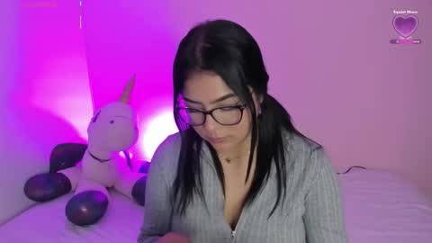 Snapshot of oriana_guzman chatting on October 23, 11:46 pm Miss Guzman online show from October 23, 11:46 pm