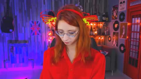 Orianna -  Hi Im into geek culture cosplay crafting LARP games. Shall we play DnD online show from December 4, 12:14 pm