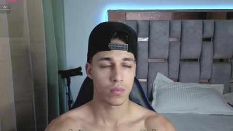 Orionblaze 69  online show from April 13, 3:01 am