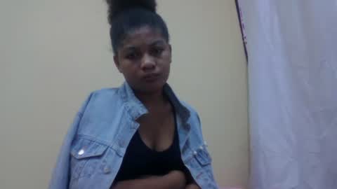 Snapshot of orlancef chatting on May 6, 12:30 am orlancef online show from May 6, 12:30 am
