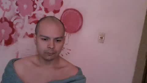 Snapshot of orlando_32 chatting on January 19, 9:02 pm Nico online show from January 19, 9:02 pm