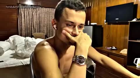 Fansly and Instagram -  online show from November 26, 2:51 pm