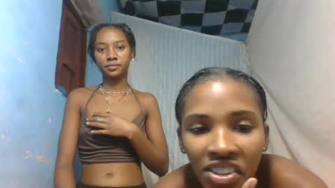 orphanie68 online show from June 28, 6:36 pm