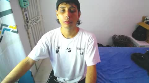 orus_420 online show from November 2, 8:17 am