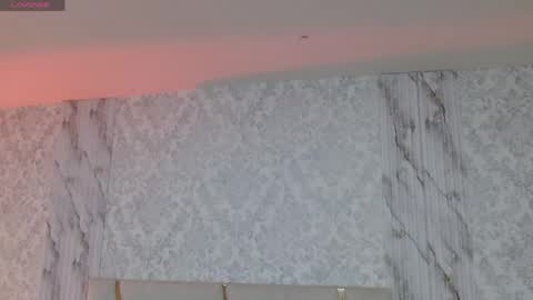 osamu_tay online show from April 14, 3:01 am