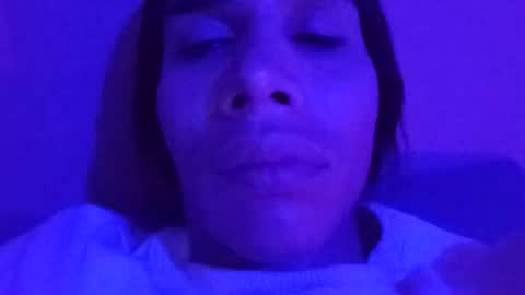 Snapshot of osarito3x chatting on February 8, 2:26 am osarito3x online show from February 8, 2:26 am