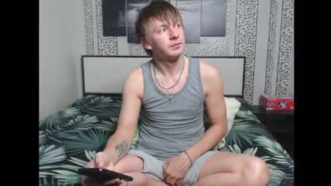 Snapshot of oscar_bell chatting on June 10, 8:30 pm Oscar online show from June 10, 8:30 pm