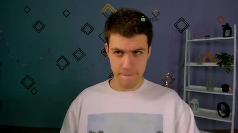 Snapshot of oscar_rage chatting on April 19, 8:24 am oscar_rage online show from April 19, 8:24 am