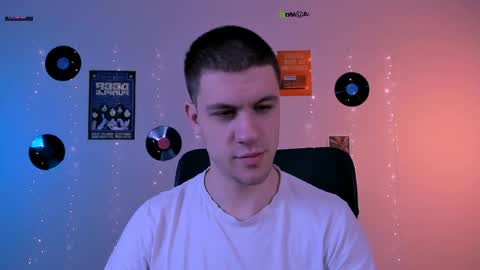 Snapshot of oscar_rage chatting on May 20, 6:58 pm oscar_rage online show from May 20, 6:58 pm