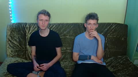 Oscar online show from December 28, 5:46 pm