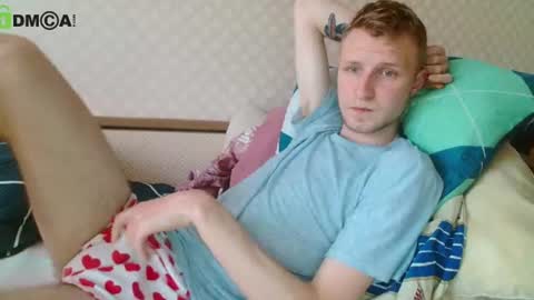 Snapshot of oscar_wildy chatting on June 14, 12:18 pm Oscar online show from June 14, 12:18 pm