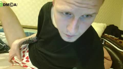 Snapshot of oscar_wildy chatting on June 15, 12:24 am Oscar online show from June 15, 12:24 am
