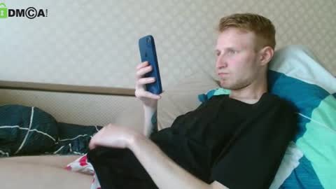 Snapshot of oscar_wildy chatting on June 15, 12:40 pm Oscar online show from June 15, 12:40 pm