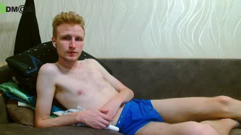 Snapshot of oscar_wildy chatting on June 28, 10:05 pm Oscar online show from June 28, 10:05 pm
