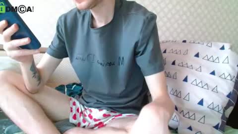 Snapshot of oscar_wildy chatting on July 18, 3:05 pm Oscar online show from July 18, 3:05 pm