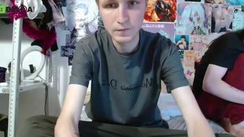 Snapshot of oscar_wildy chatting on July 25, 7:44 pm Oscar online show from July 25, 7:44 pm