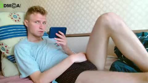Snapshot of oscar_wildy chatting on August 8, 3:03 pm Oscar online show from August 8, 3:03 pm