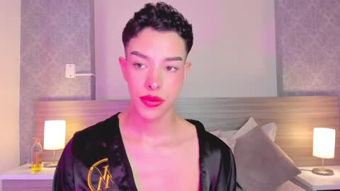 Osirismansour online show from December 10, 1:43 am