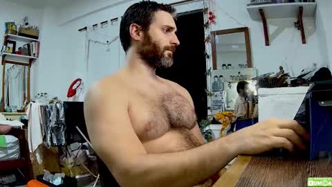 Snapshot of osito_blanco chatting on February 17, 6:10 am Osito Blanco online show from February 17, 6:10 am