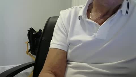 Ossi online show from October 12, 8:52 pm