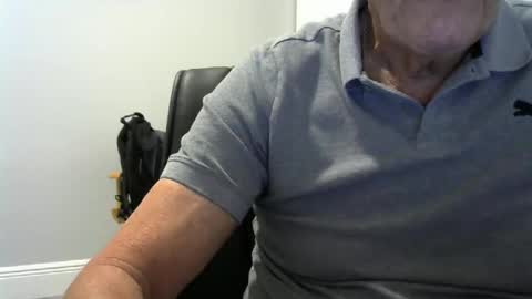 Ossi online show from December 14, 3:34 am