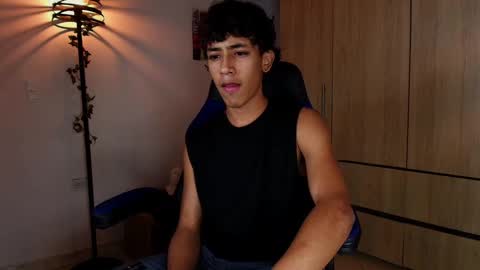 ostin 18hot online show from March 7, 2:25 am