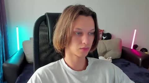 Ostin online show from April 14, 12:33 pm