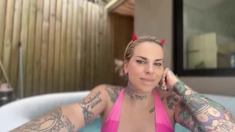 Ottaviia online show from March 28, 8:30 pm