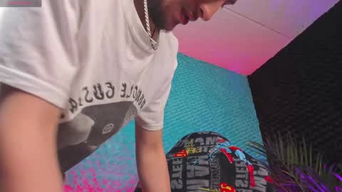 otter_wet online show from April 21, 8:20 am