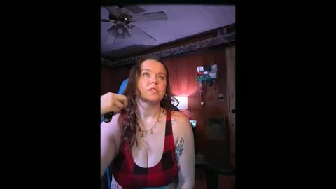 Snapshot of ourlittlesecret2269 chatting on February 13, 2:40 am ourlittlesecret2269 online show from February 13, 2:40 am