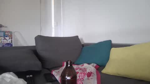 Snapshot of outdoornakedguy11_007 chatting on February 20, 5:33 am outdoornakedguy11_007 online show from February 20, 5:33 am