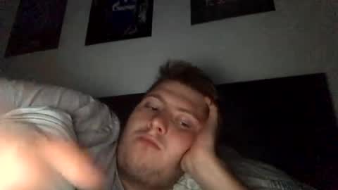 Snapshot of outflayd chatting on October 27, 3:43 am outflayd online show from October 27, 3:43 am