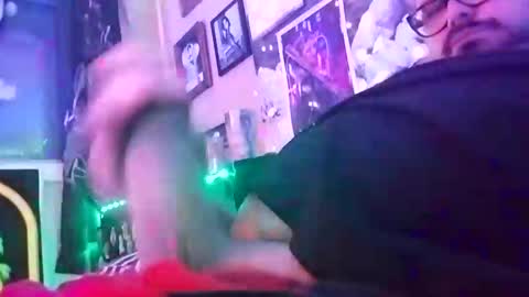 outlaw304 online show from December 2, 6:09 am