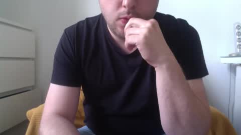 Snapshot of ovid231 chatting on April 19, 9:52 am 92 online show from April 19, 9:52 am