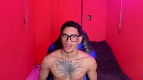 owen blaze online show from July 18, 3:33 am