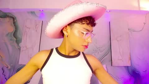 Snapshot of owen_jp chatting on March 17, 3:22 am Owen online show from March 17, 3:22 am