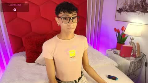 Snapshot of owen_jp chatting on April 14, 3:01 am Owen online show from April 14, 3:01 am