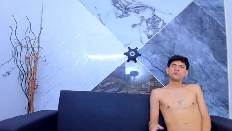 owen_mccarthy online show from December 2, 12:07 pm