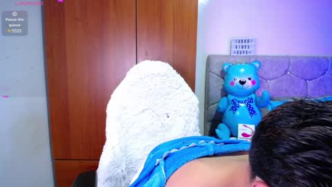 Snapshot of owenblue__ chatting on January 18, 7:07 am Owen Independent model online show from January 18, 7:07 am